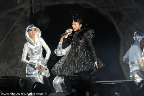 孙燕姿演唱会造璀璨星空