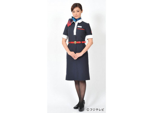 深田恭子空姐制服