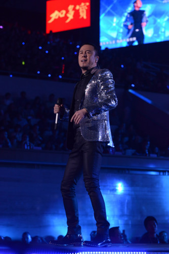 杨坤演唱