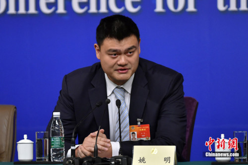 政协委员大都兼职无工资津贴 明星不例外|姚明|委员|政协_新浪娱乐