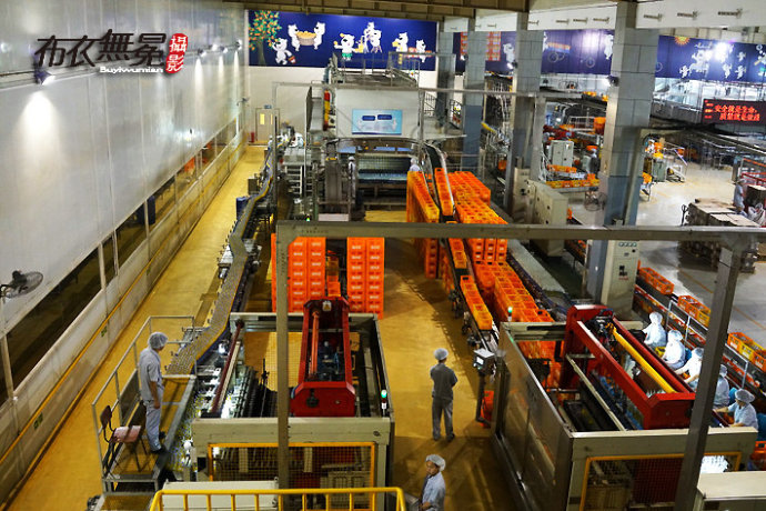 北冰洋汽水是怎样生产出来的_高清图集_新浪网