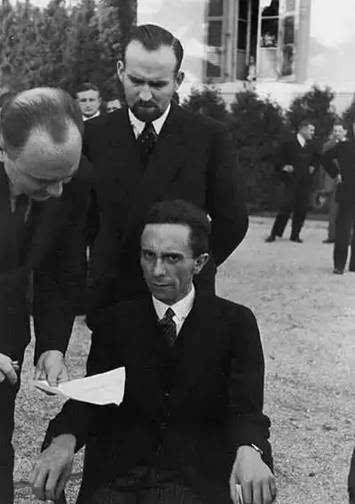 凯恩消失,房价疯涨, 菲总统