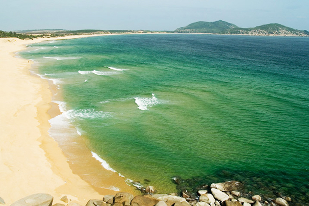 沿着海岸线行走 看陆地对大海的眷恋