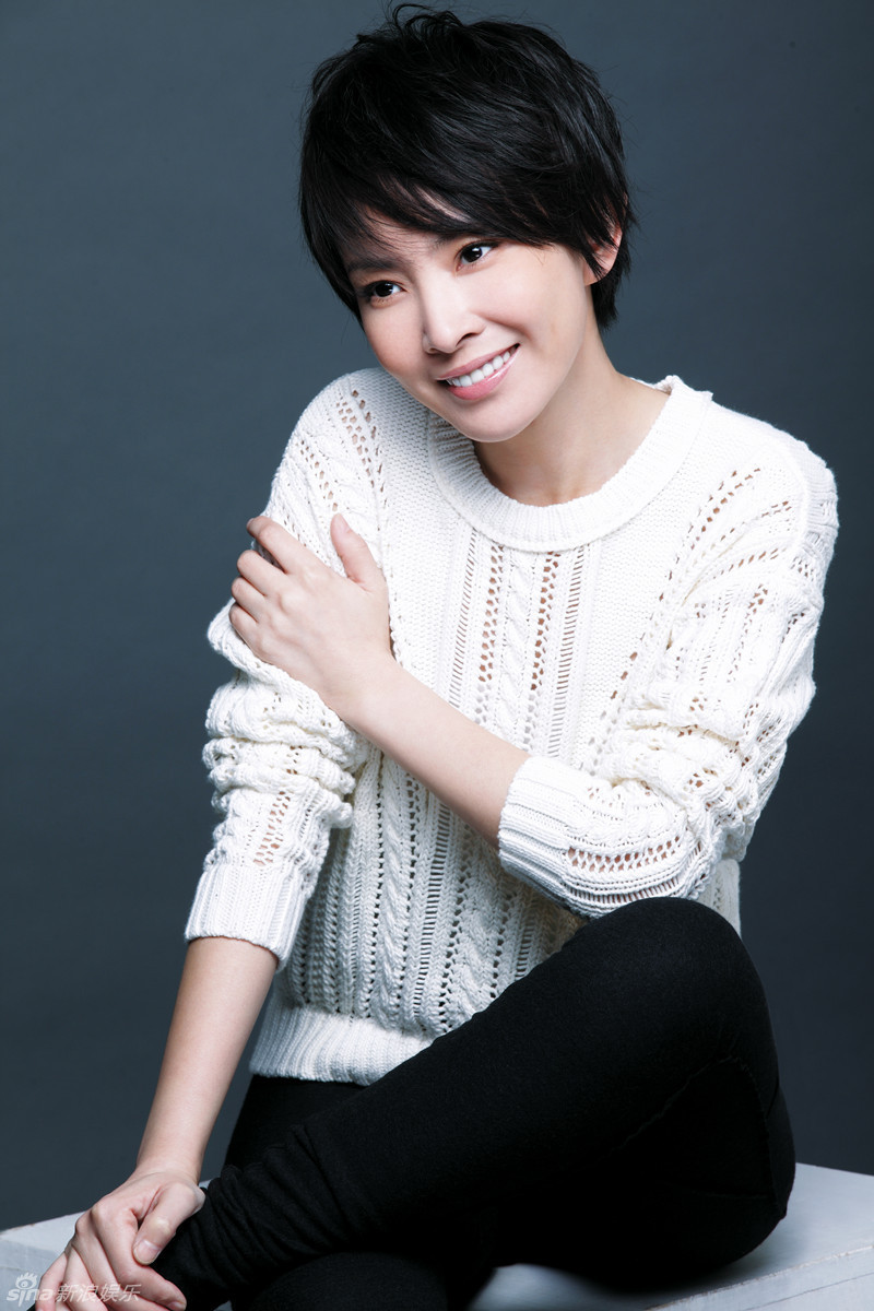 刘威葳全新大片恬美演绎初秋知性风