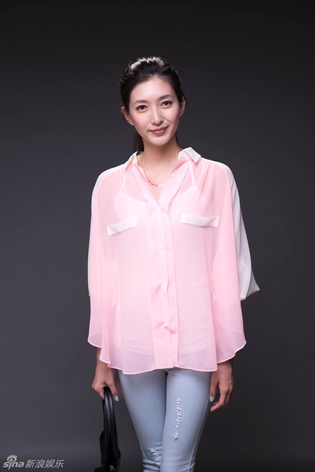 《一仆二主》热拍 江疏影清新造型曝光