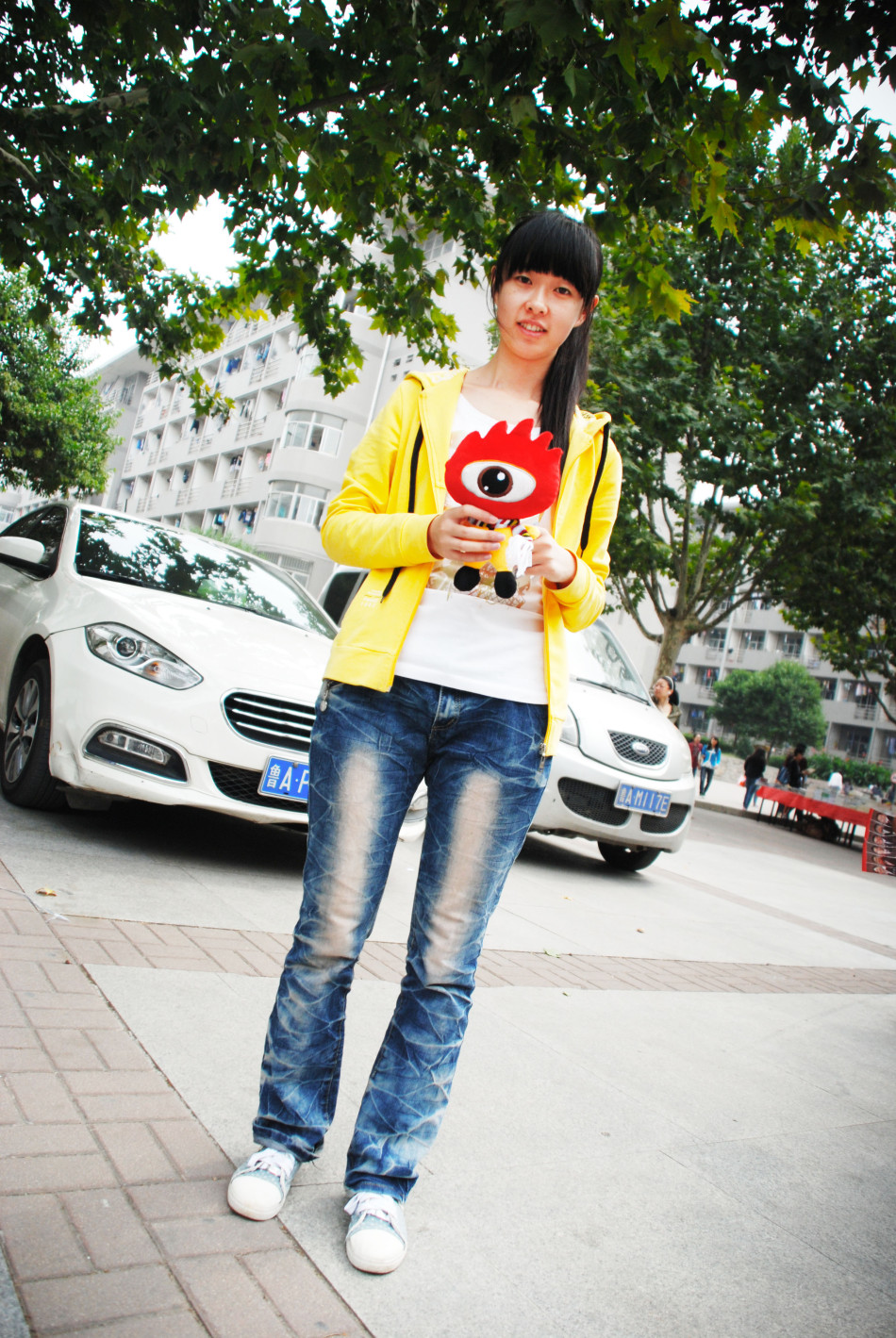 新浪山东走进济南大学 寻找最美校花