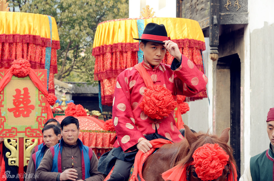 《红轿子》热播 霍政谚张娜拉大婚_高清图集_新浪网