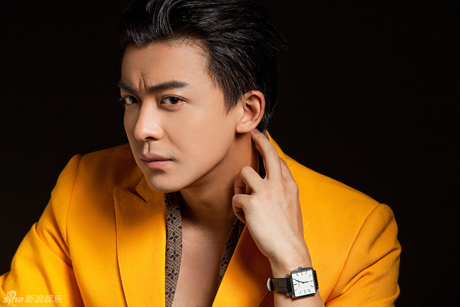 李佳航新春写真 橘色西装温暖贺岁_高清图集_新浪网