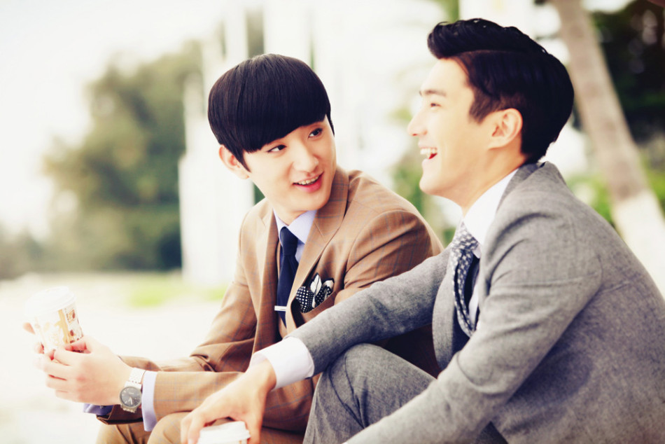 《亿万继承人》曝剧照 崔始源于小彤对决