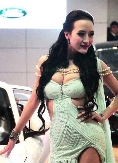 吴雨婵内衣_内衣美女
