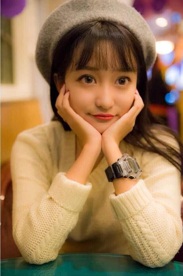 86米巨型"鳝鱼王" 17岁林妙可参加考试亭亭玉立