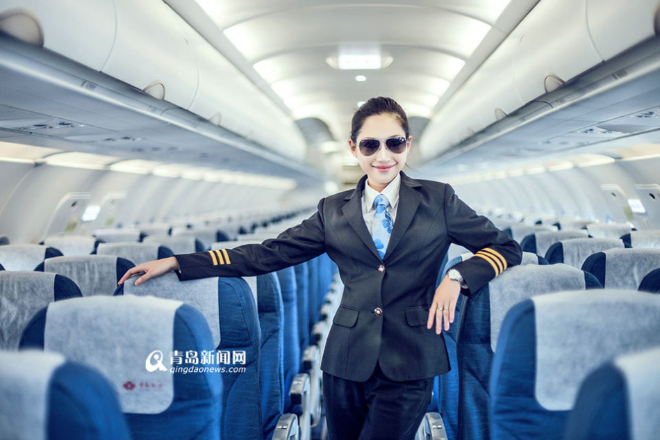 高清:走近青岛航空女飞行员 高颜值的