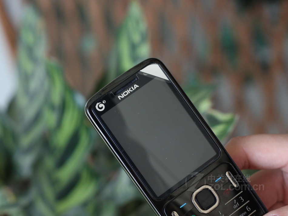 诺基亚 c5-01新闻图集