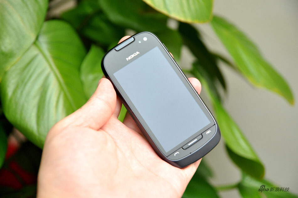 诺基亚 701
