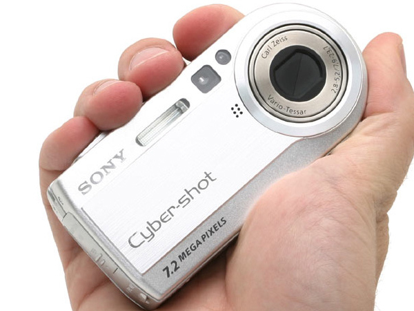 索尼dsc-p150 相机外观