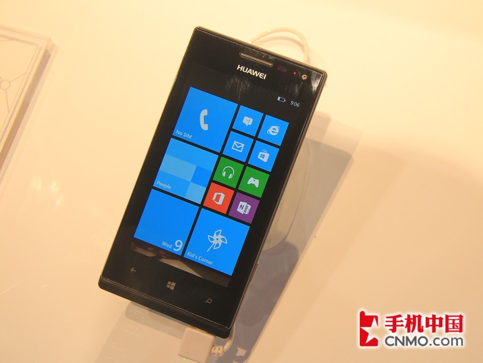 多彩wp8时尚新机 华为ascend w1图赏