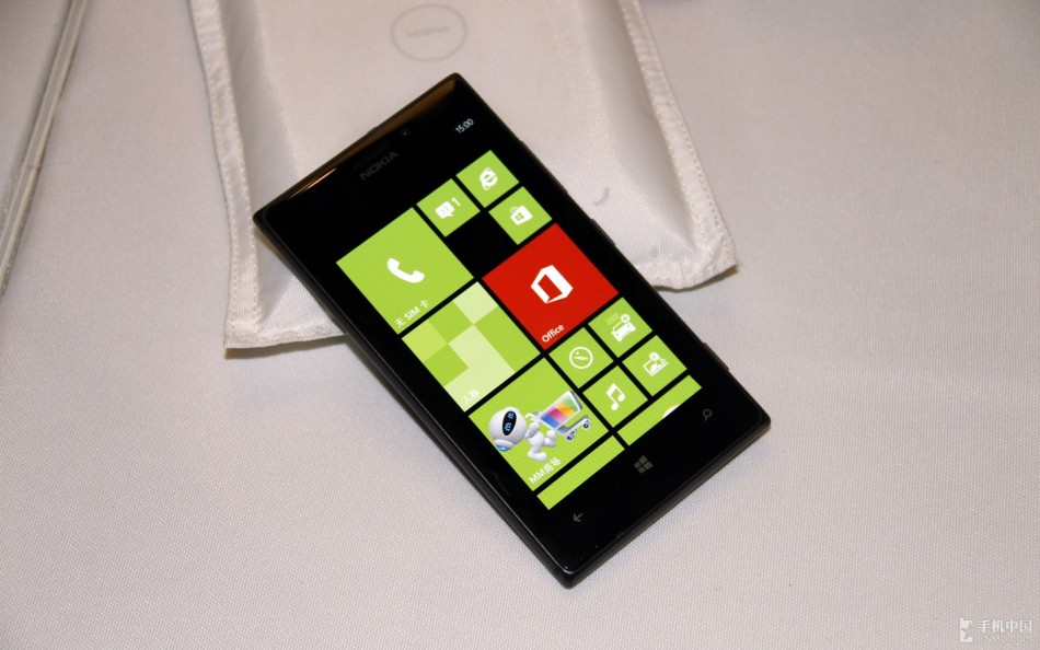 金属风wp8旗舰 国行lumia 925现场体验