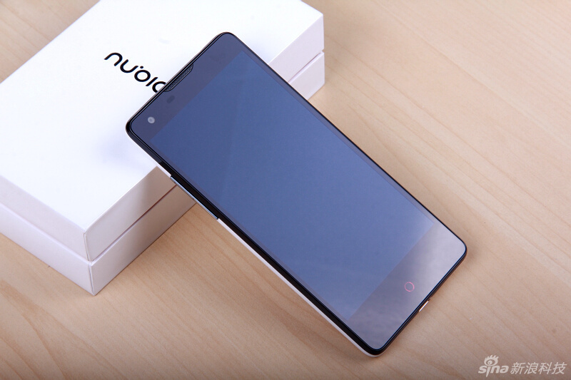 售价1888元 nubia z5 mini开箱图赏