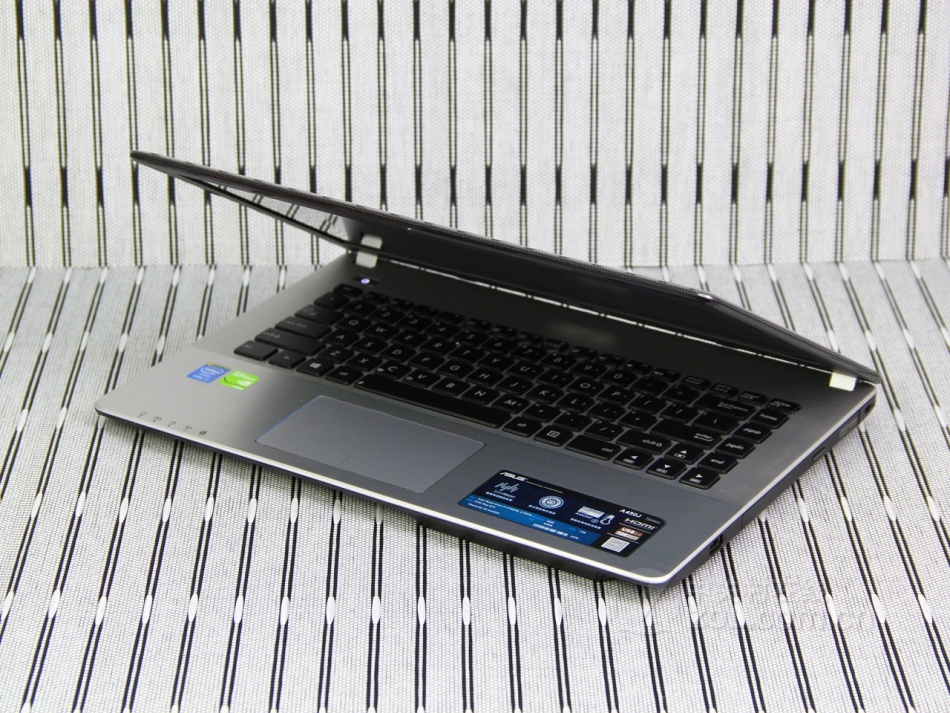 华硕a450新闻图集_高清图集_新浪网