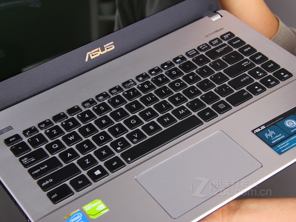 华硕 a450新闻图集