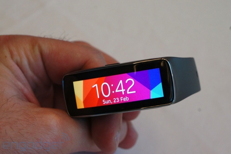 三星gear fit智能手环真机图赏