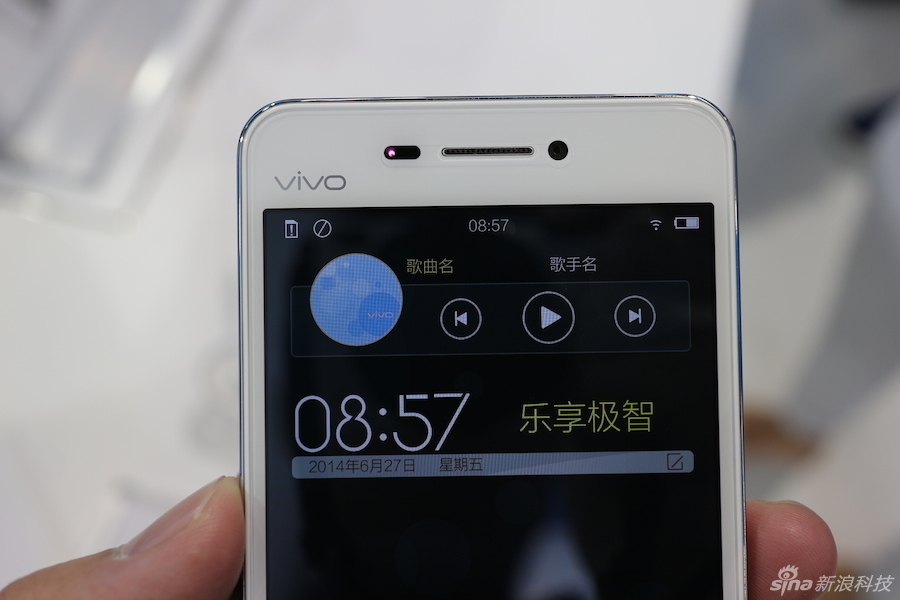 超薄双卡双待 电信4g手机vivo x3v真机实拍