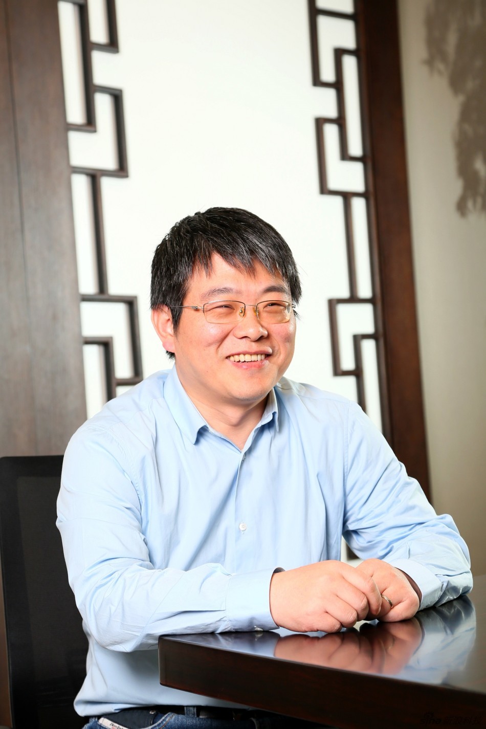 韩总统亲信干政持续发酵 各路好手雨中作战