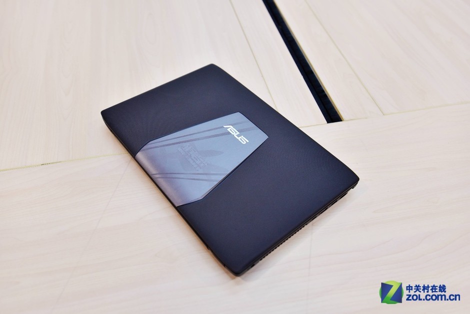 未来半年决定是否成立控股公司 江苏一行政执法车为受伤女同事送医