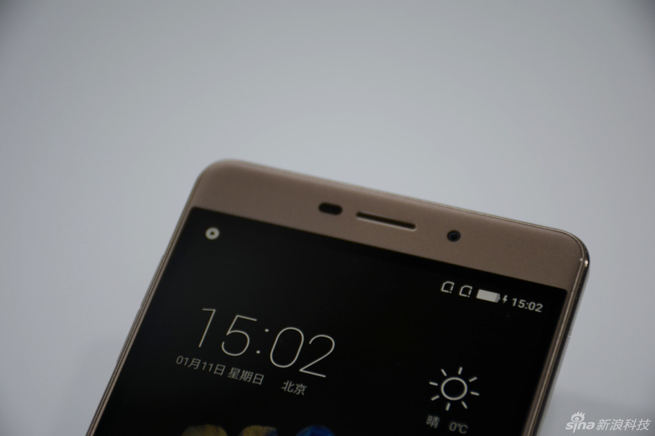 双系统就一定安全?酷派锋尚3现场实拍