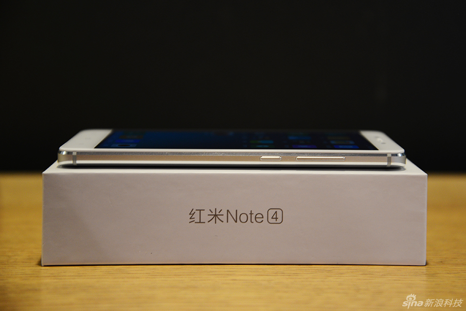 红米千元旗舰系列新机 红米note 4图赏
