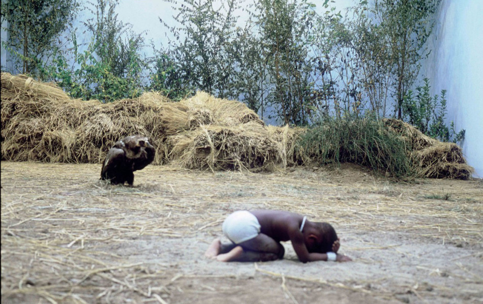 饥饿的苏丹原图图片
