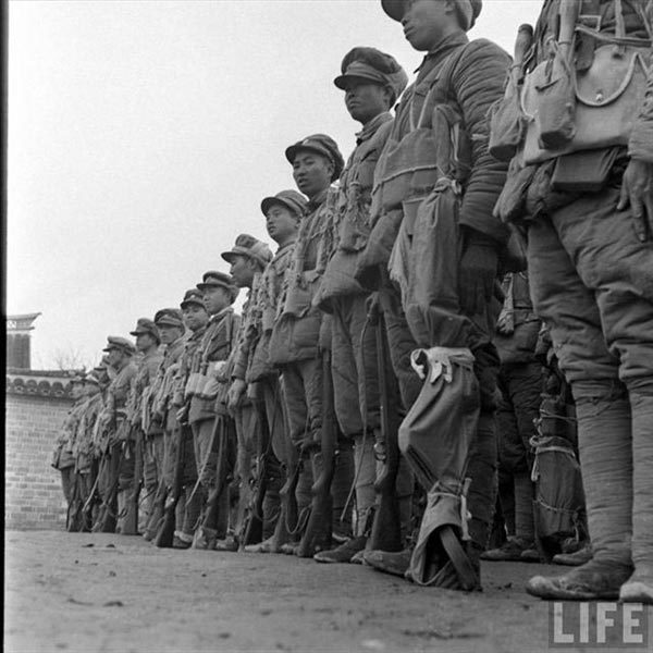 外国记者镜头下的内战时国军