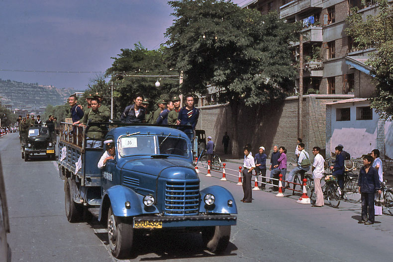 外国摄影师镜头下的1983年中国严打时期