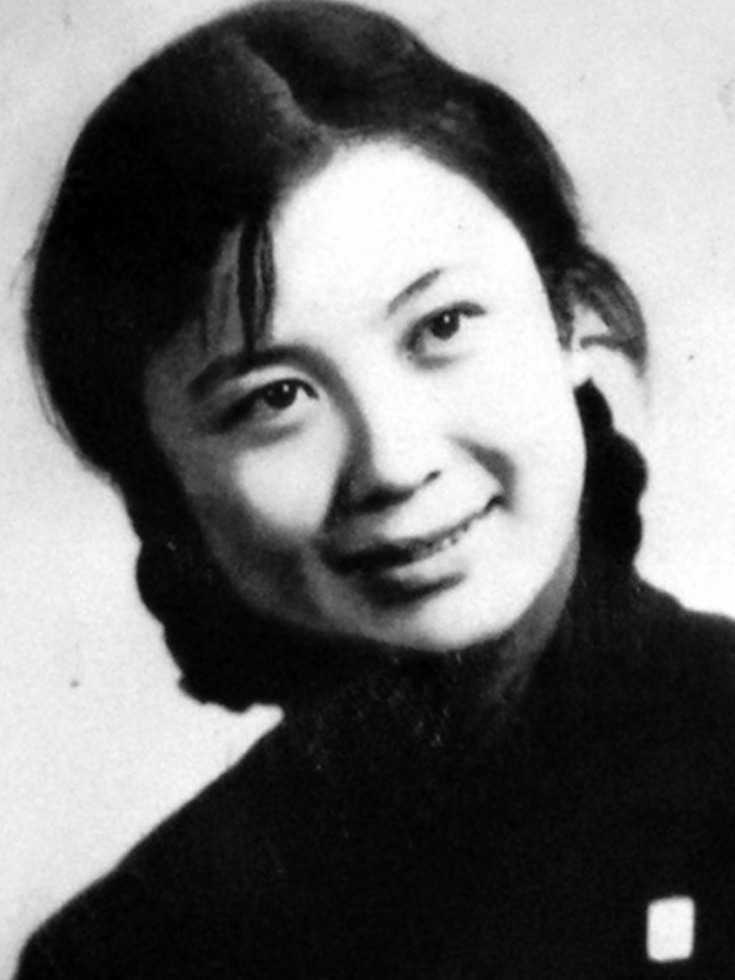 文革不忍凌辱含恨自杀的十大美女