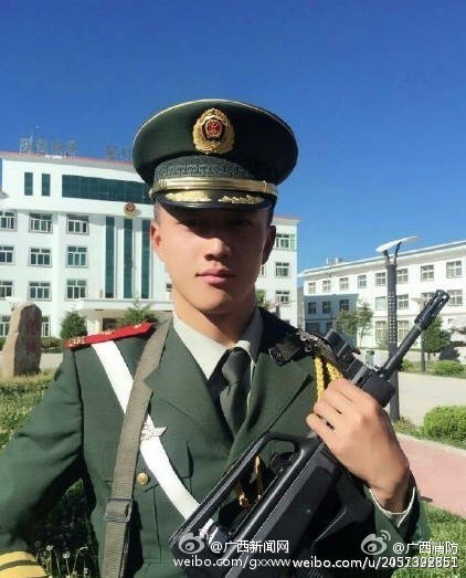 网红兵哥哥视频微博热传_高清图集_新浪网