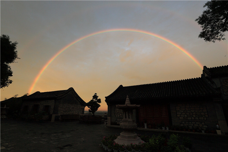 禅意摄影:观音成道日瑞相