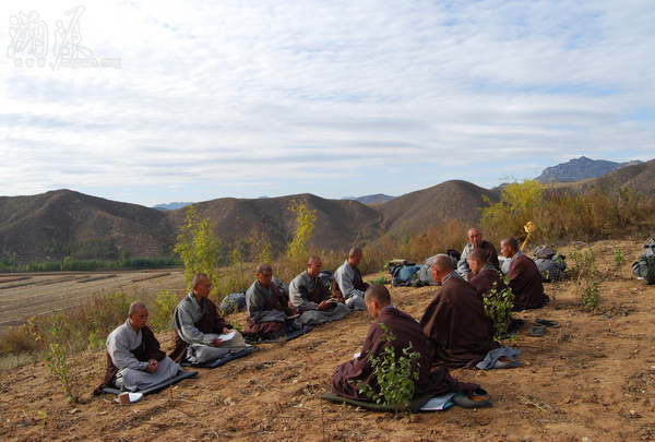 溯本归源:海城大悲寺僧团23年行脚历程缩影