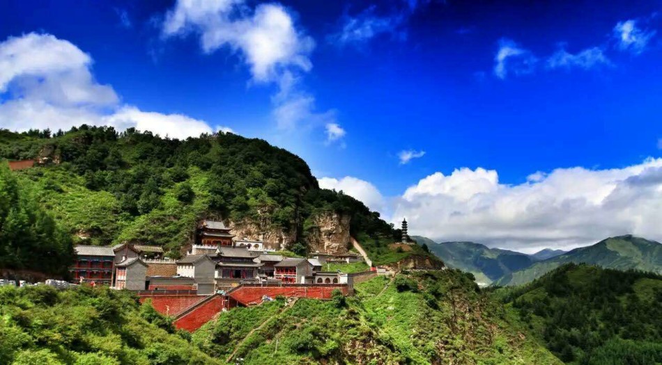 天地造化的五台山佛母洞