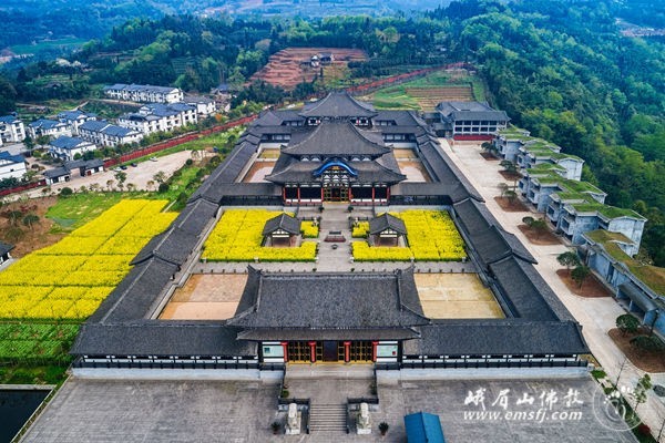 (来源:峨眉山佛教)法门寺三坛大戒之教习礼仪《观世音菩萨普门品 助