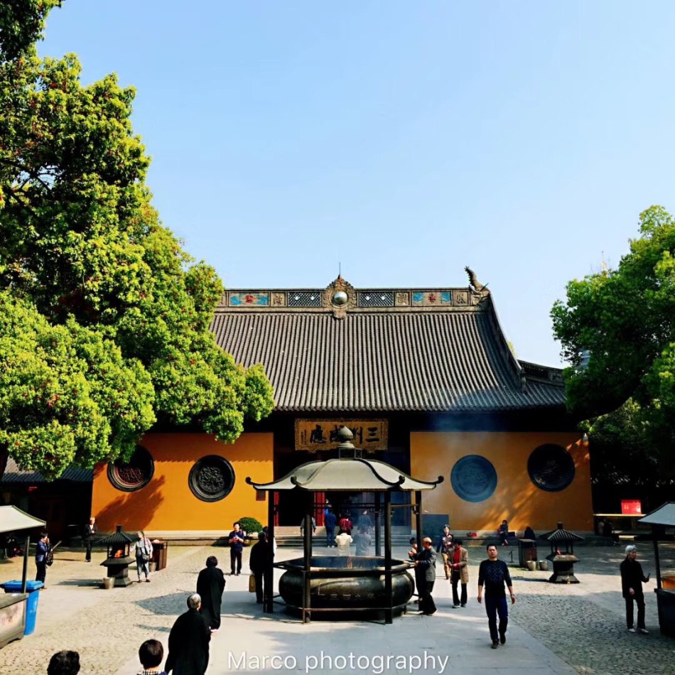 杭州净寺南屏晚钟