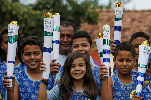 奥运圣火传递在巴西受欢迎