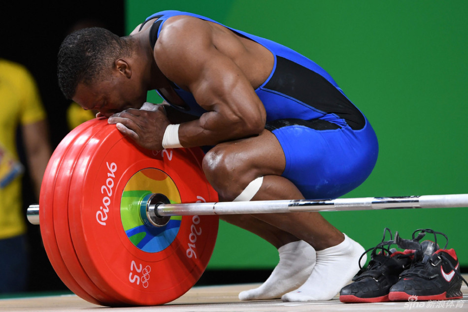 男子举重62kg哥伦比亚选手莫斯克拉夺金_高清图集_新浪奥运_新浪网