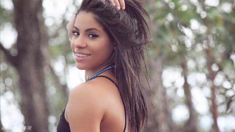 巴西跳水约炮女性感写真_高清图集_新浪奥运_新浪网