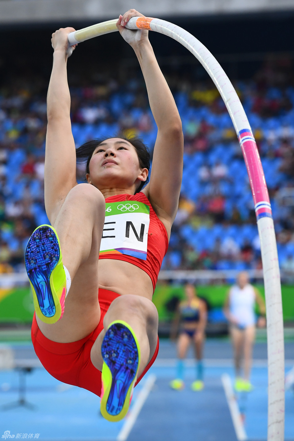 女子跳高运动员图片图片