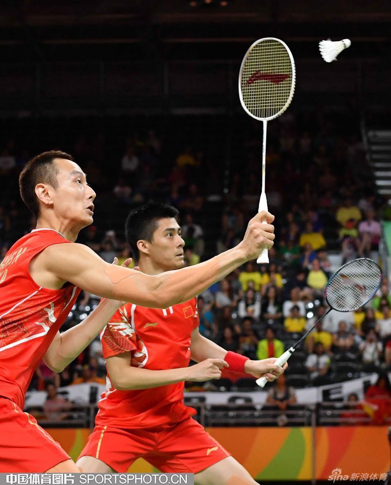 中国选手傅海峰/张楠获冲金