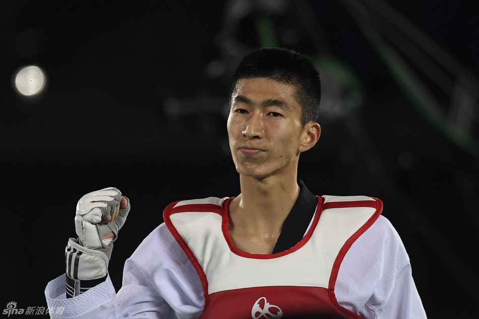 新浪直击男子跆拳道赵帅进决赛_高清图集_新浪奥运_新浪网