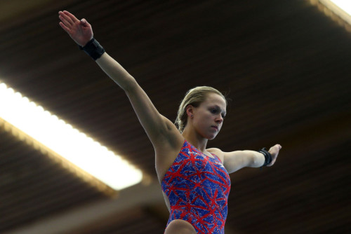 英国跳水美女冬妮娅-蔻芝性感妖娆