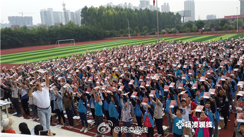 开扒疯狂英语李阳现状