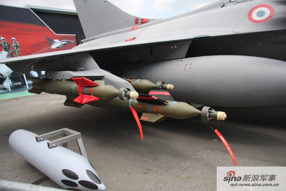 gbu-12宝石路激光制导炸弹_新浪图集_新浪网