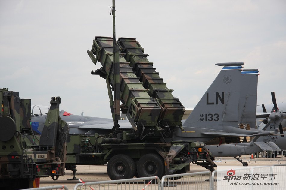 两联装爱国者II导弹发射装置_新浪图集_新浪网